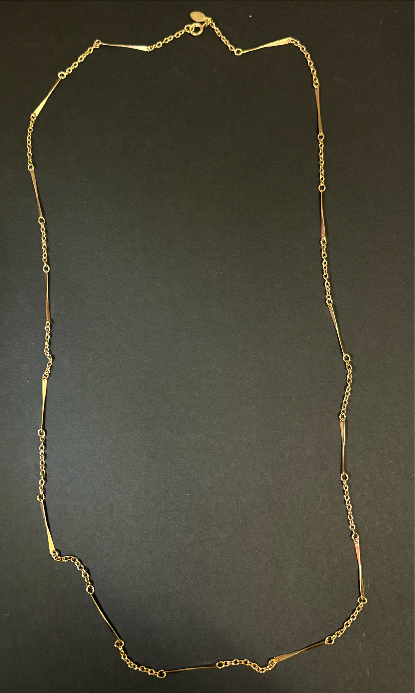 Vintage 80s AVON signed, high quality, rod design chain